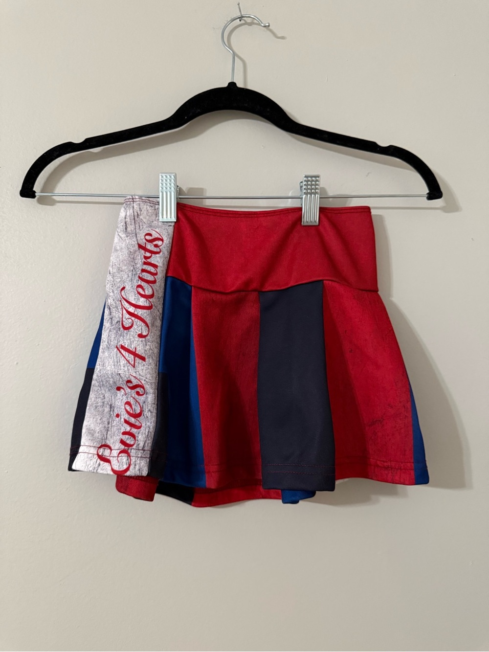 Disney Descendants Evie Costume Skirt Girls Size M Evie's 4 Hearts Red Blue